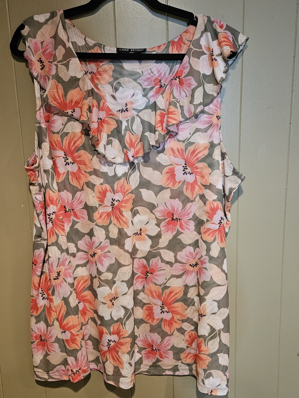 Lane Bryant 18/20 Floral Ruffle Blouse Pink Coral Gray Plus Size Sleeveless Top